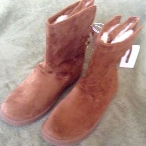 Joe boxer furry winter boots